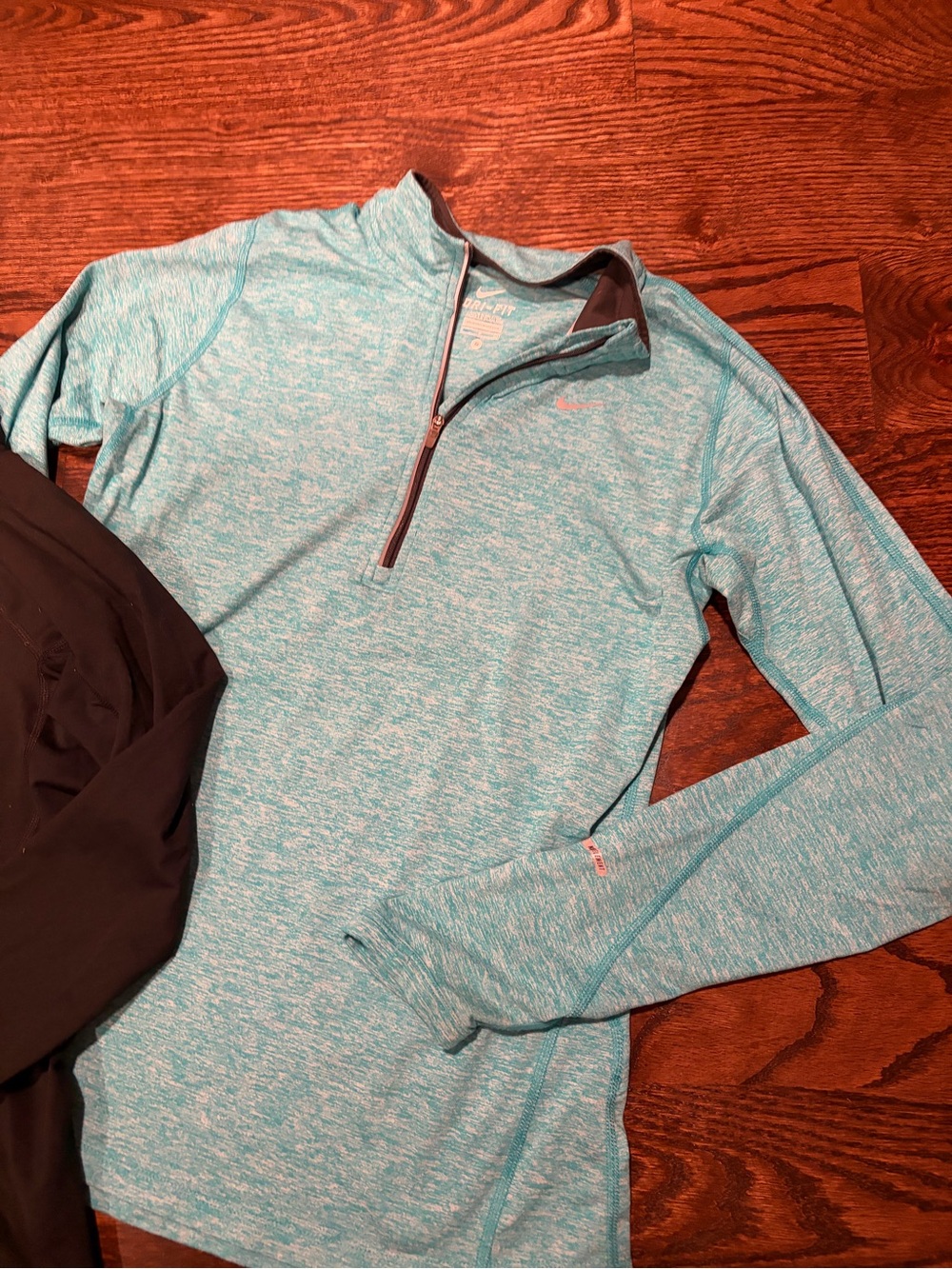 Nike Columbia Women's Quarter Zip Pullover Bundle Size S Dri-FIT Omni-Heat - Picture 3 of 9